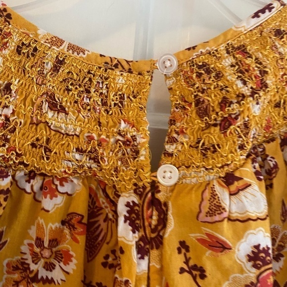 Loft Smocked shirt size XS EUC - Picture 5 of 6